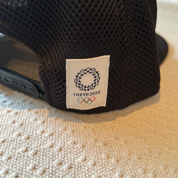 Mesh back Tokyo 2020 Olympics hat - Picture 3 of 5